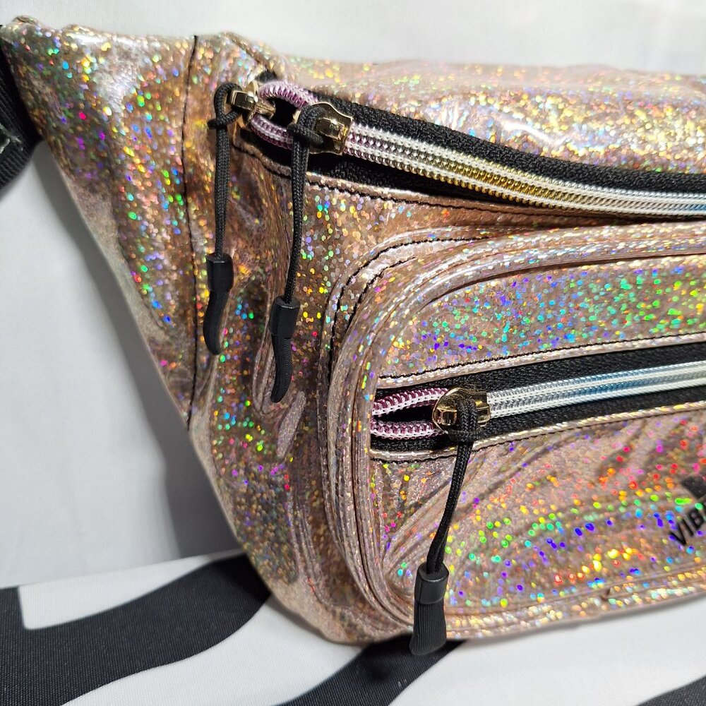 Vibedration Sling/Fanny Pack - Pink - Used - Picture 13 of 15